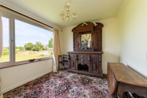 Dining Room- click for photo gallery